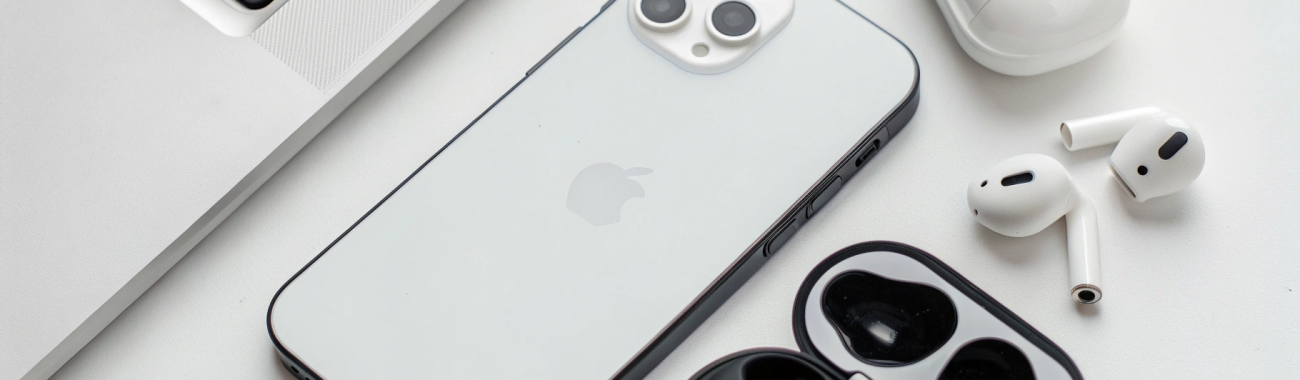 TWS до 10 000 ₽ для iPhone: лучшие модели 2025 с хорошими микрофонами