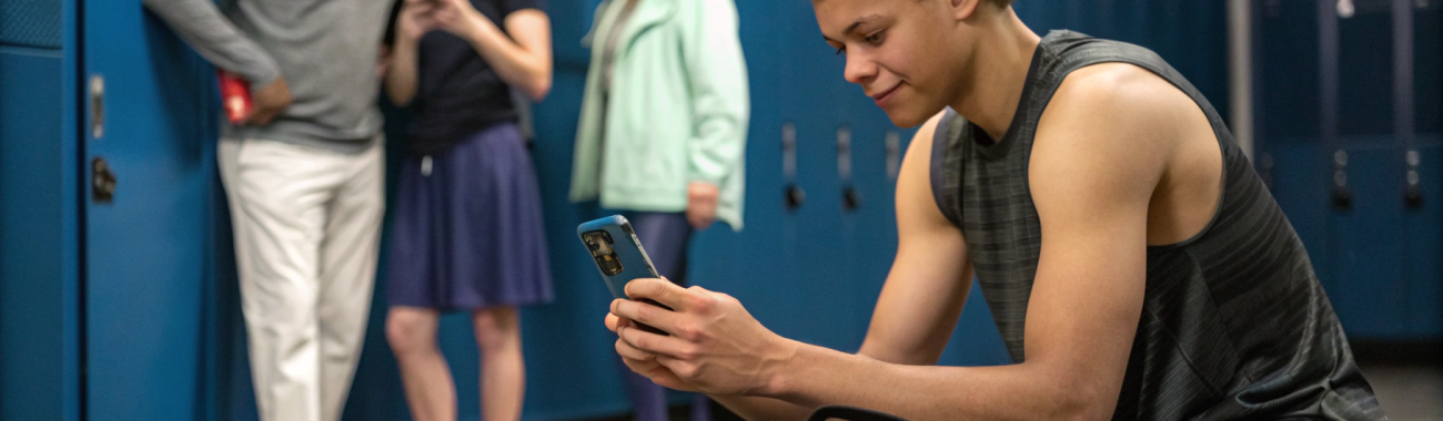 Как выбрать смартфон для ребёнка-спортсмена: защита от ударов, влагозащита и GPS