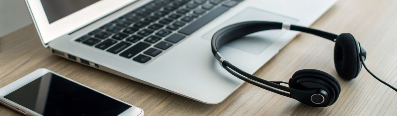 iPhone или Samsung Galaxy: что удобнее для рабочих звонков, удержания, переадресации и гарнитуры