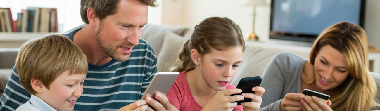 Как понять перед покупкой, подойдёт ли iPhone или Samsung Galaxy для семейного доступа
