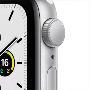 Apple Watch SE, 40 мм, корпус из алюминия серебристого цвета, спортивный ремешок белого цвета