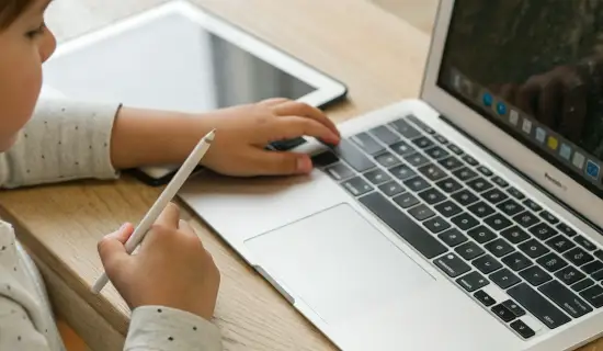 Настраиваем Mac и iPad для ребёнка‑левши: жесты, Apple Pencil и клавиатура