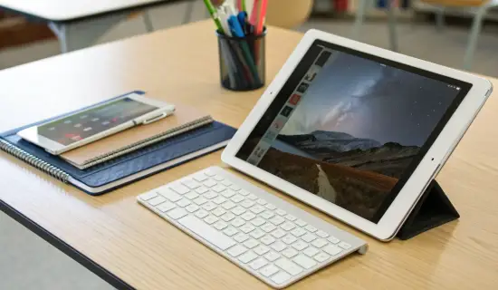 Galaxy Tab S10 vs iPad Air M2: учеба, мультимедиа и автономность без мифов