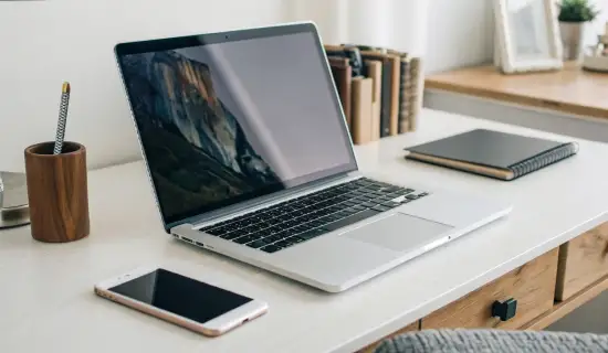 Как выбрать MacBook для дома: браузер, документы, фото с iPhone и повседневные задачи