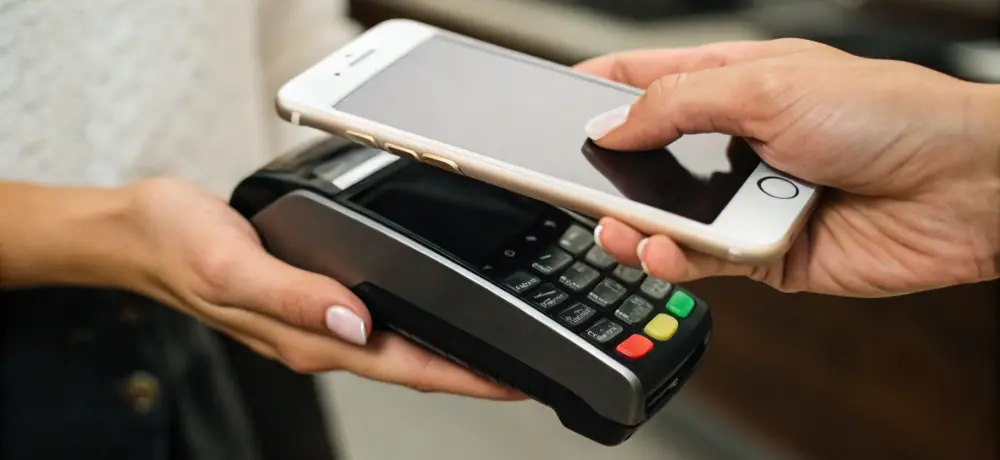 iPhone: как проверить NFC и бесконтактную оплату перед покупкой и после ремонта