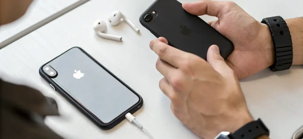 Как проверить перед покупкой, поддерживает ли iPhone и Samsung Galaxy обратную беспроводную зарядку