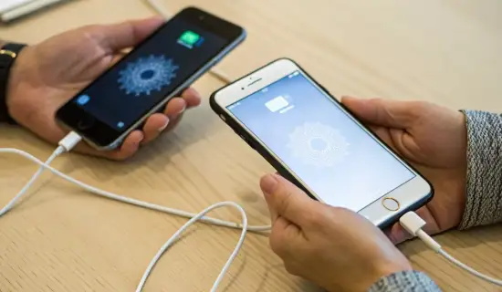 iPhone: как перенести данные на новый iPhone через «Быстрое начало» и что делать, если перенос не появляется
