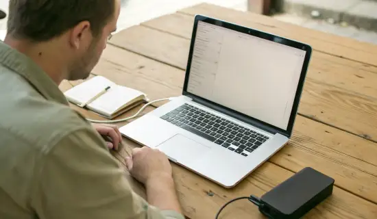 Б/у MacBook без сюрпризов: чек‑лист при покупке — батарея, экран, клавиатура и SSD