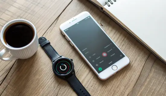 Galaxy Watch с iPhone: что работает, что нет и кому это подходит в 2025