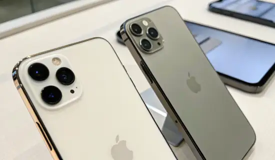 iPhone 17 или 17 Pro: что выбрать в день старта — камеры, память, цвета и сроки поставки