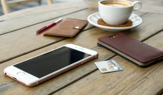 Компактные Android до 6.2″ как второй к iPhone: подборка 2025