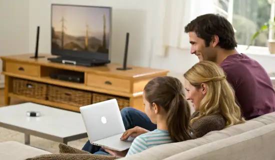 Mac как семейный медиасервер: фильмы и музыка на Apple TV, смарт‑ТВ и планшеты