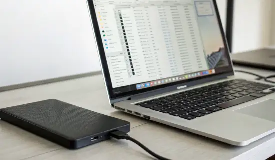 MacBook: как быстро освободить место на диске без удаления важных файлов — кэш, «Системные данные» и большие папки