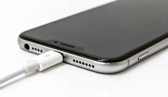 USB‑C и Thunderbolt на iPhone: реальные сценарии — Ethernet, аудиоинтерфейсы, кардридеры