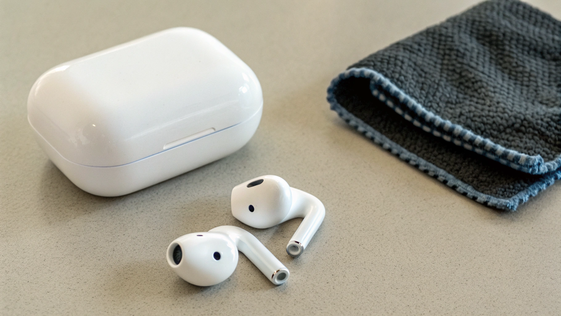 Амбушюры и сетки AirPods: проверка посадки и аккуратная чистка