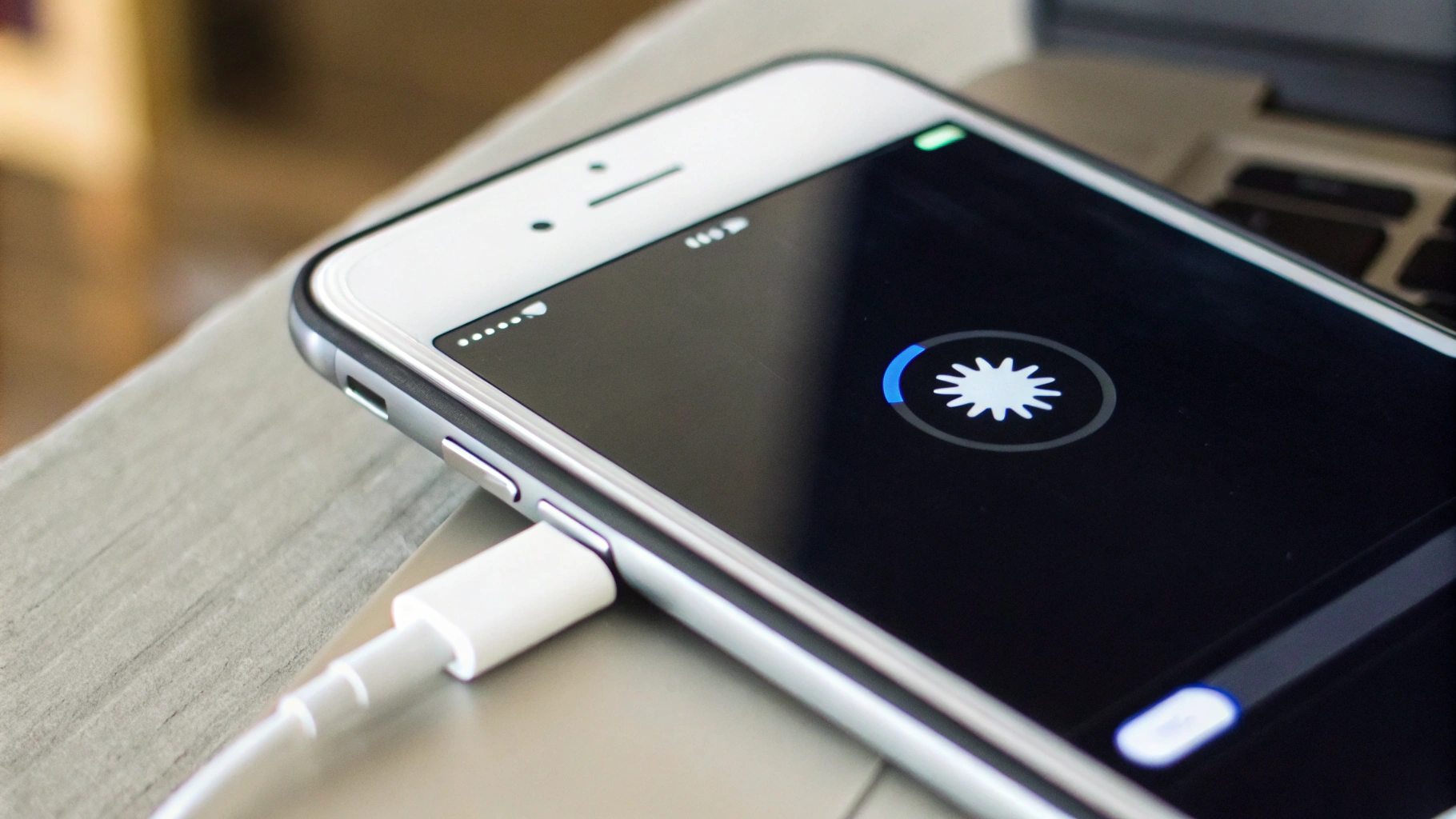 Экран восстановления iPhone с надписью «Осталось…»