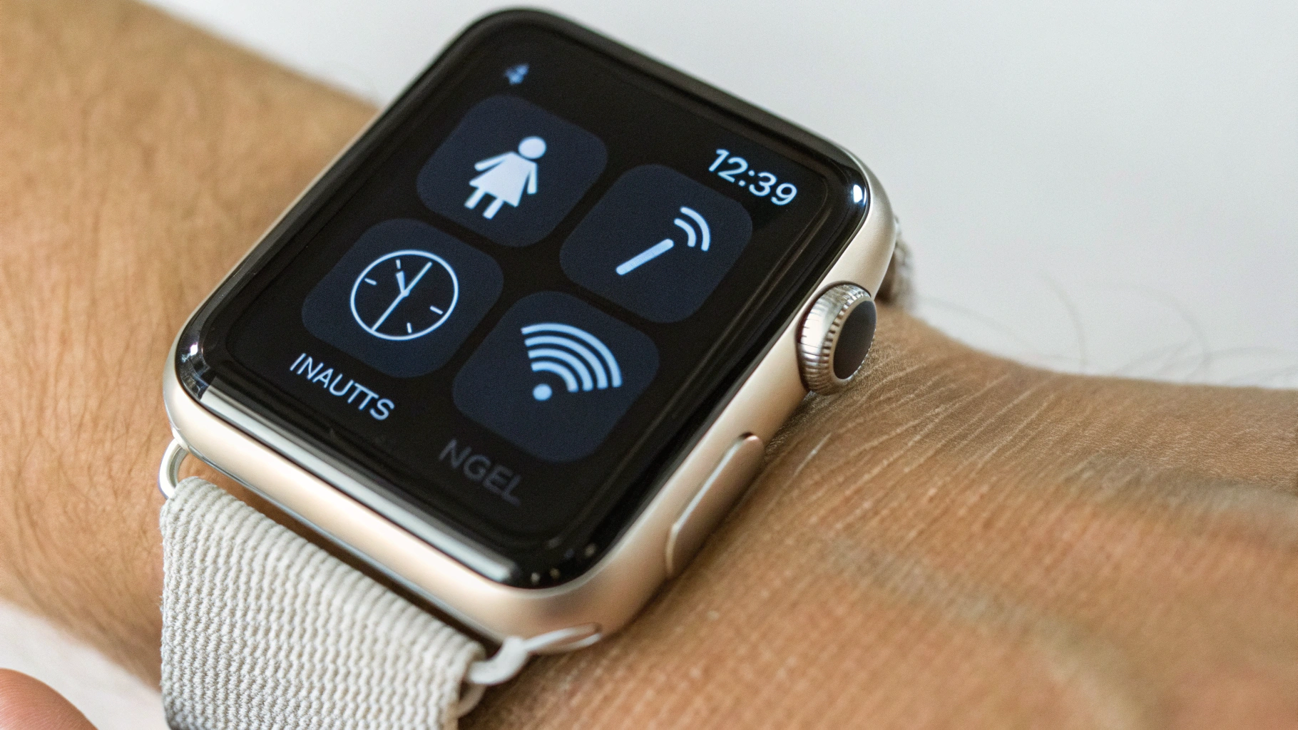 Настройки AssistiveTouch и жестов рук на Apple Watch