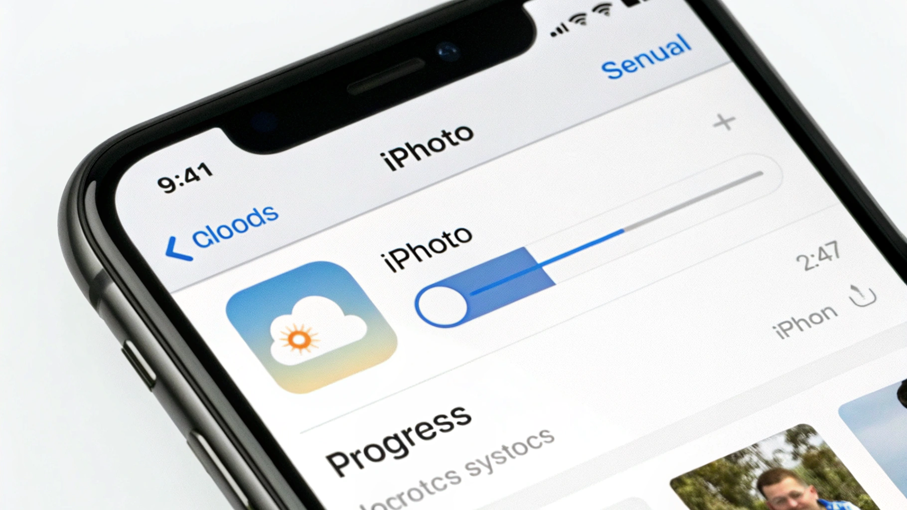 Настройки iCloud на iPhone с включенной синхронизацией Фото и iCloud Drive